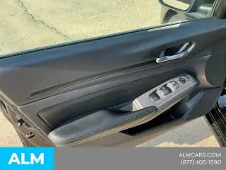Nissan Altima 2025 2.5 SV Sedán de 4 puertas