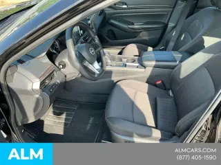 Nissan Altima 2025 2.5 SV Sedán de 4 puertas