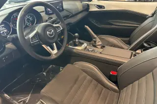 Mazda MX-5 Miata RF Club 2dr Convertible 2025
