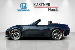 Mazda MX-5 Miata 2018 Club 2 puertas Descapotable 6M