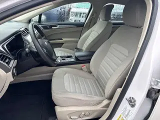 Ford Fusion 2019 SE Sedán de 4 puertas