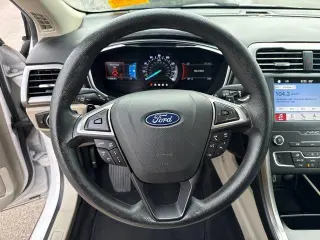 Ford Fusion 2019 SE Sedán de 4 puertas