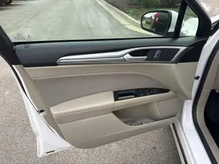 Ford Fusion 2019 SE Sedán de 4 puertas