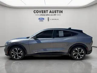 Ford Mustang Mach-E 2023 Premium SUV de 4 puertas