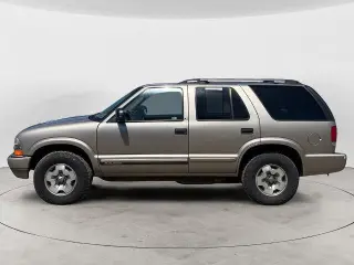 Chevrolet Blazer 2002 LS 4WD 4p SUV