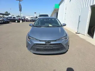 Toyota Corolla 2024 LE 4p Sedan