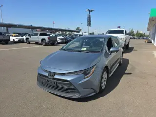 Toyota Corolla 2024 LE 4p Sedan