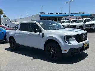 Ford Maverick 2025 AWD Lariat 4p SuperCrew 4.5 ft. SB