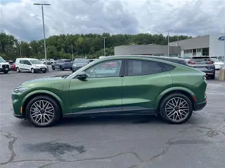 Ford Mustang Mach-E 2025 AWD Premium 4p SUV