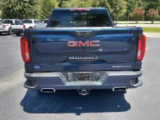 GMC Sierra 1500 2023 4x4 Denali 4dr Crew Cab 5.8 ft. SB