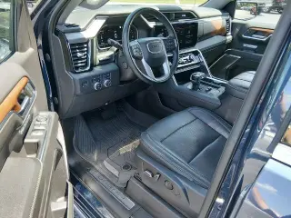 GMC Sierra 1500 2023 4x4 Denali 4dr Crew Cab 5.8 ft. SB