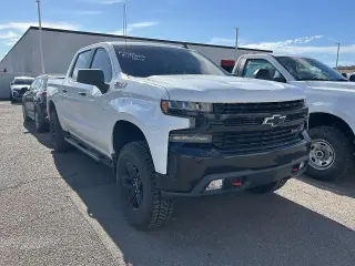 Chevrolet Silverado 1500 2021 4x4 LT Trail Boss 4p Crew Cab 5.8 ft. SB