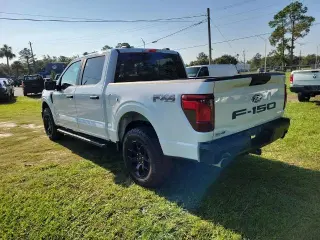 Ford F-150 2024 4x4 STX 4p SuperCrew 5.5 pies SB