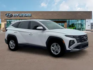 Hyundai TUCSON 2026 SE 4p SUV