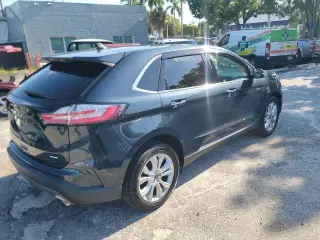 Ford Edge 2022 AWD Titanium 4p Crossover