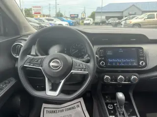 Nissan Kicks 2023 SV 4p Crossover