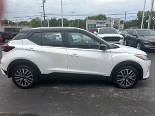Nissan Kicks 2023 SV 4p Crossover