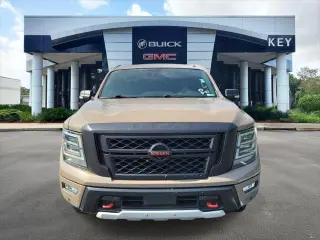 Nissan Titan 2021 4x4 PRO-4X 4dr Crew Cab 5.6 ft. SB