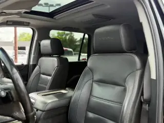 GMC Yukon 2018 4x4 Denali 4p SUV
