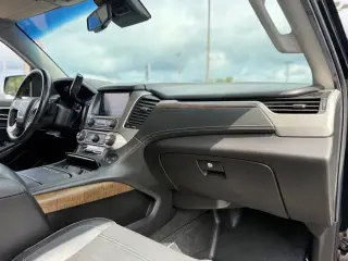 GMC Yukon 2018 4x4 Denali 4p SUV