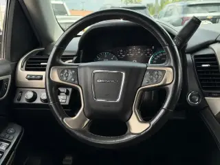 GMC Yukon 2018 4x4 Denali 4p SUV