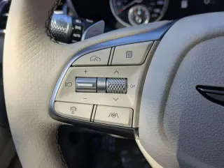 Genesis G70 2026 AWD 2.5T Prestige 4p Sedan