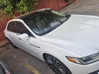 Lincoln Continental 2018 AWD Reserve 4p Sedan