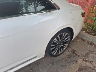 Lincoln Continental 2018 AWD Reserve 4p Sedan