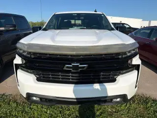 Chevrolet Silverado 1500 2020 4x4 RST 4p. Cabina Doble Estándar 5,8 pies. Caja Extendida