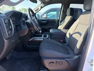 Chevrolet Silverado 1500 2020 4x4 RST 4p. Cabina Doble Estándar 5,8 pies. Caja Extendida