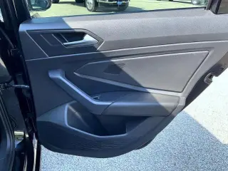 Volkswagen Jetta 2019 S 4dr Sed 8A ULEV