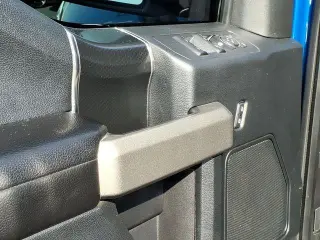 Ford F-150 2018 4x4 Raptor 4p SuperCrew 5.5 ft. CA