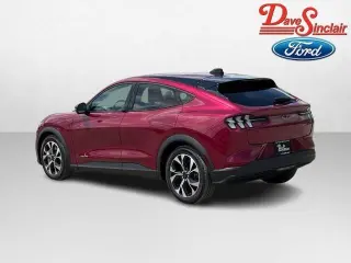 Ford Mustang Mach-E 2025 Select SUV 4p.