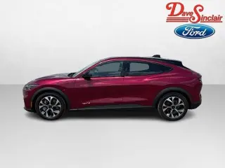 Ford Mustang Mach-E 2025 Select SUV 4p.