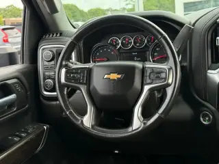 Chevrolet Silverado 2500HD 2022 4x4 LT 4p Crew Cab LB