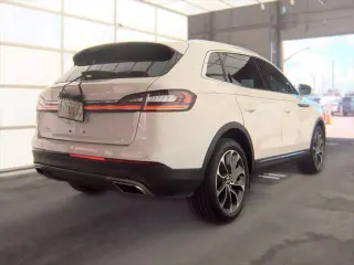 Lincoln Nautilus 2021 Reserve 4p SUV
