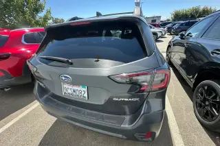 Subaru Outback 2022 AWD Premium 4dr Crossover