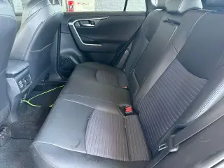 Toyota RAV4 Hybrid 2024 tracción en todas las ruedas XSE 4p SUV
