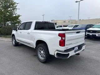 Chevrolet Silverado 1500 2022 4x4 High Country 4p. Crew Cab 5.8 pies SB