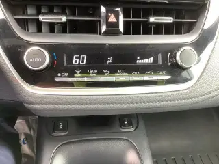 Toyota Corolla 2023 XSE Sedán 4p