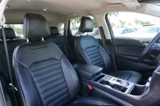 Ford Edge 2023 AWD SEL 4dr Crossover