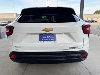 Chevrolet Trax 2024 LS 4p Crossover