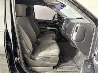 Chevrolet Silverado 1500 2017 4x2 LT 4dr Crew Cab 5.8 ft. SB