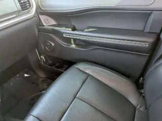 Ford Expedition 2022 4x4 XLT 4p SUV