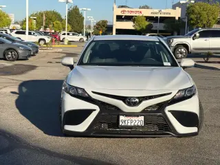 Toyota Camry 2024 SE 4p Sedan