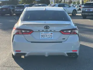 Toyota Camry 2024 SE 4p Sedan