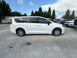 Chrysler Pacifica 2025 Select 4dr Mini-Van