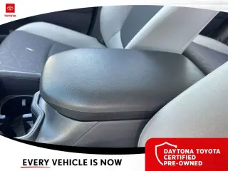 Toyota RAV4 2024 XLE 4p SUV