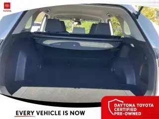 Toyota RAV4 2024 XLE 4p SUV