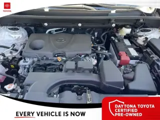 Toyota RAV4 2024 XLE 4p SUV